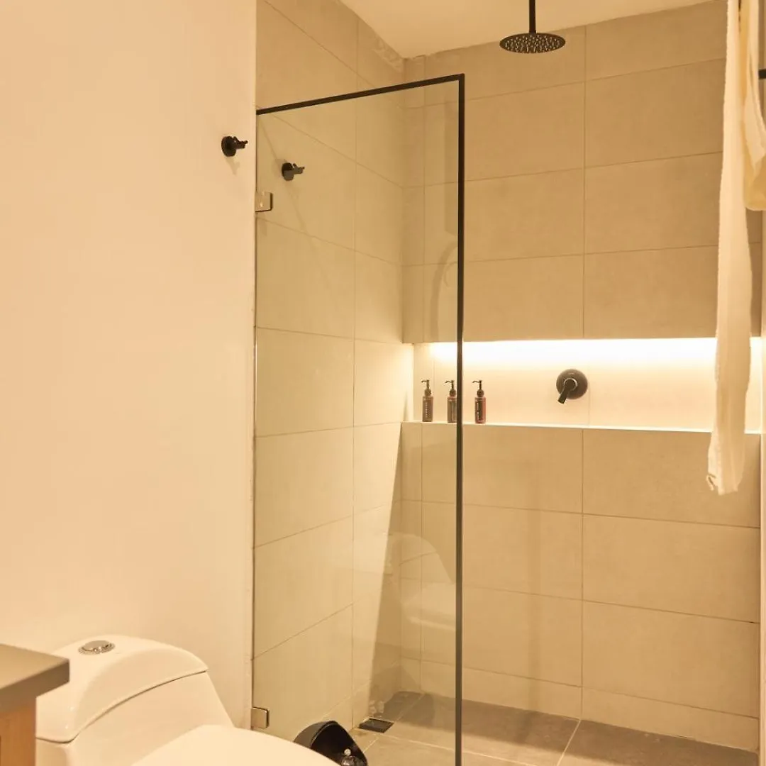 Rosa Negra Retreat Cozy Stadio Aparta-Suite 메딜린